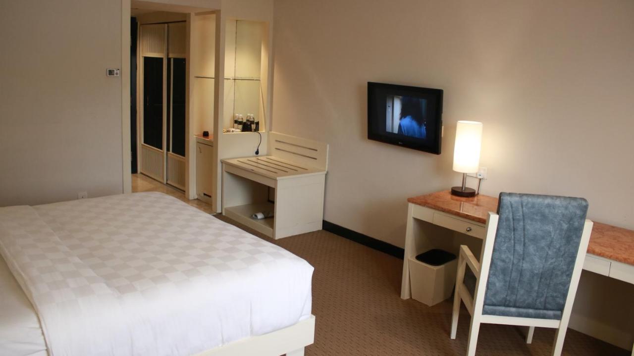 Beverly Hotel Batam Ναγκόγια Εξωτερικό φωτογραφία
