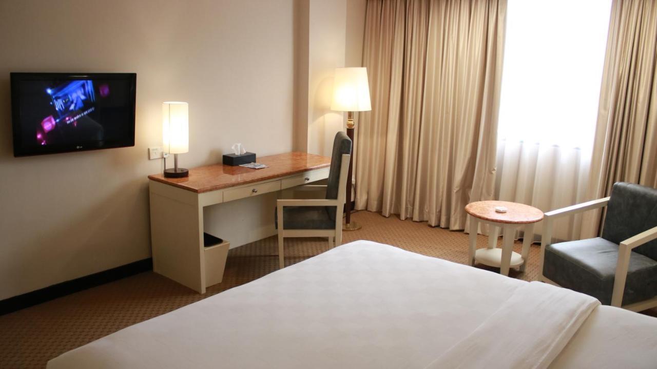 Beverly Hotel Batam Ναγκόγια Εξωτερικό φωτογραφία