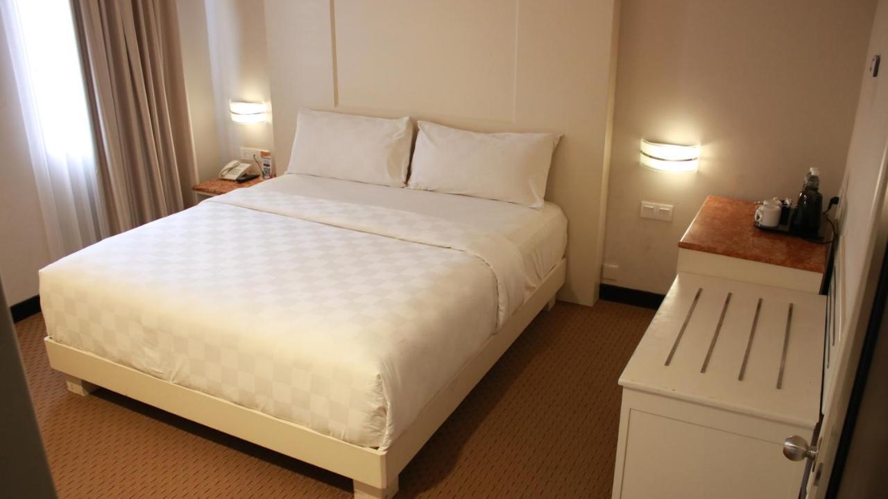 Beverly Hotel Batam Ναγκόγια Εξωτερικό φωτογραφία
