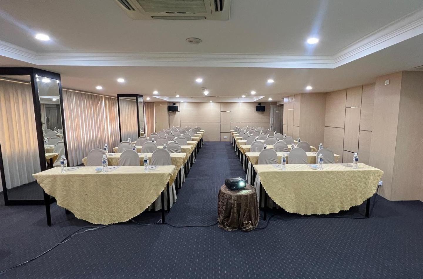 Beverly Hotel Batam Ναγκόγια Εξωτερικό φωτογραφία